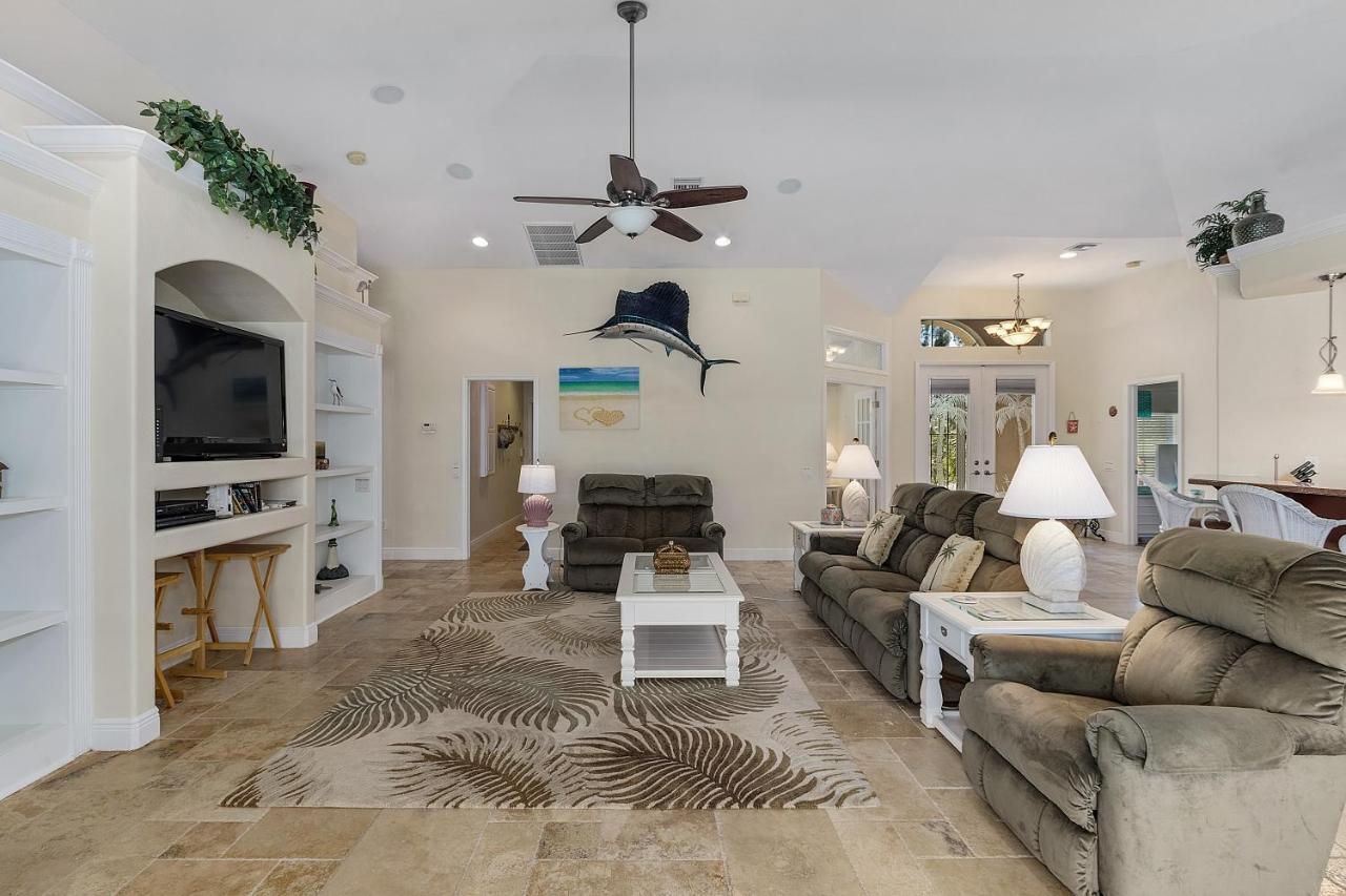 Luxury Home, Hot Tub, Heated Pool, Tiki Bar - Villa Spain Cape Coral Zewnętrze zdjęcie