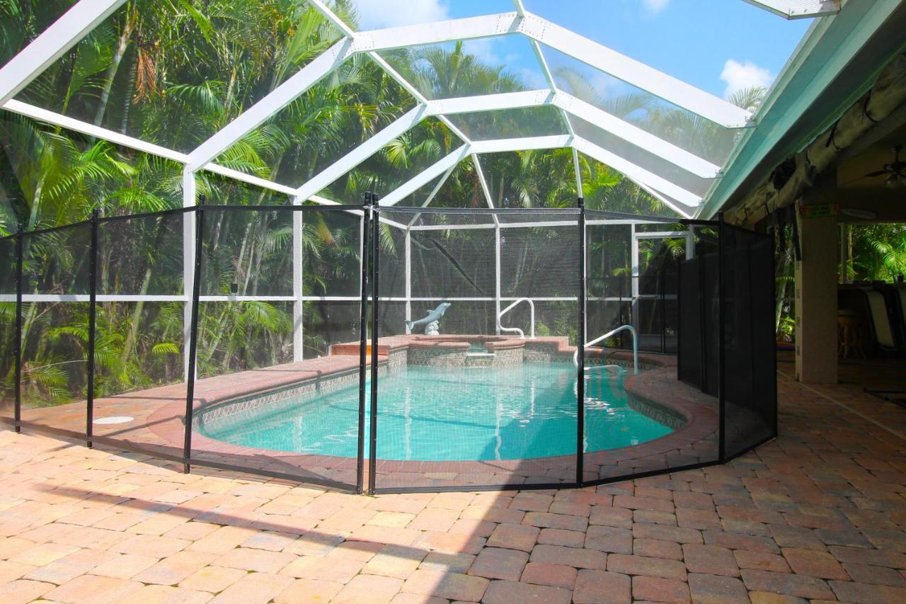 Luxury Home, Hot Tub, Heated Pool, Tiki Bar - Villa Spain Cape Coral Zewnętrze zdjęcie