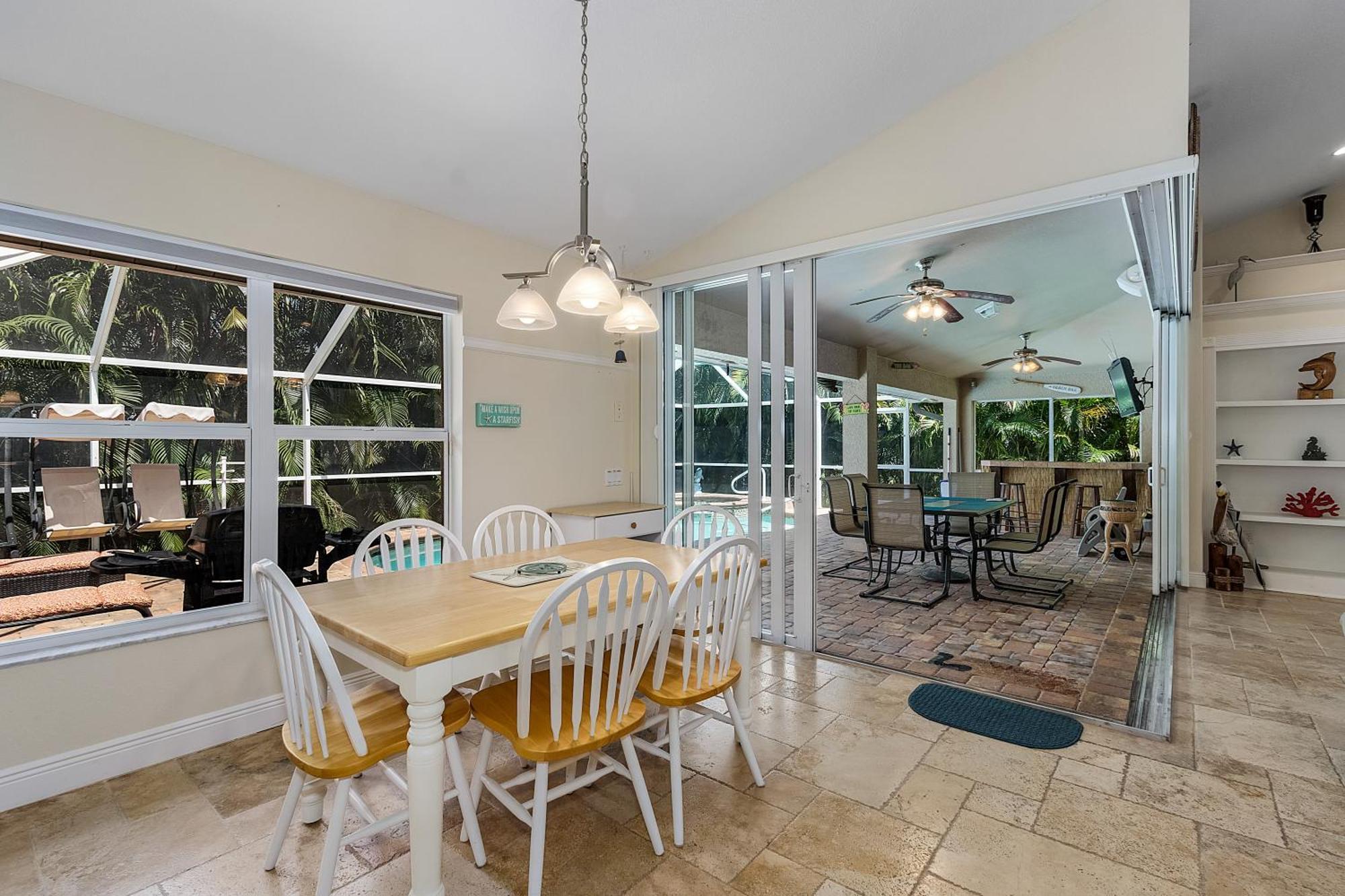 Luxury Home, Hot Tub, Heated Pool, Tiki Bar - Villa Spain Cape Coral Zewnętrze zdjęcie